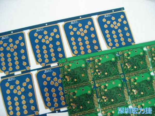 PBC與HDI等硬質(zhì)載板因應(yīng)不同構(gòu)型的結(jié)構(gòu)組裝需求，能做的彈性設(shè)計(jì)有限，必須搭配FPC軟板進(jìn)行整合設(shè)計(jì)。