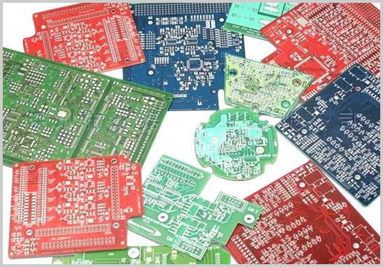 探秘PCB板顏色:從外觀到內(nèi)涵的多重解讀